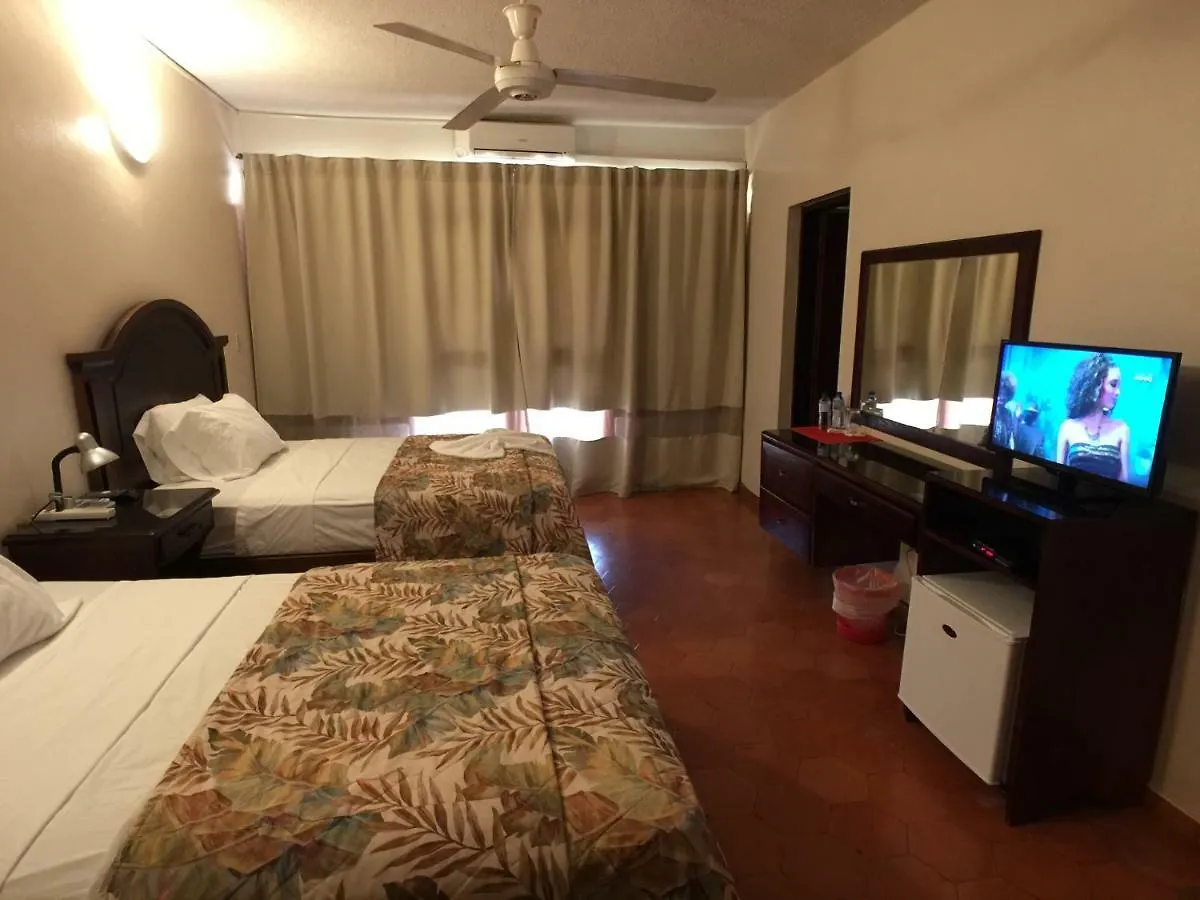 Hotel Alicia Beach